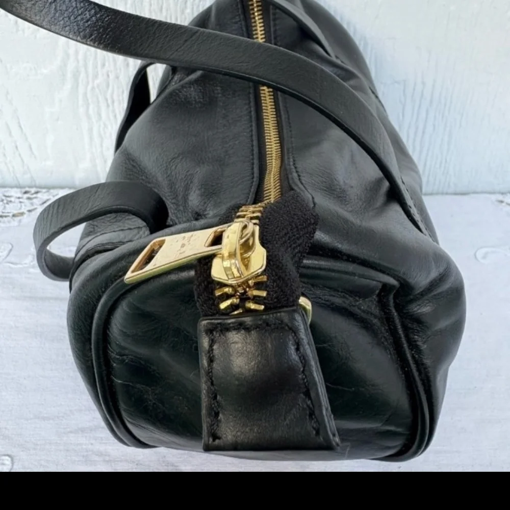 Salvatore Sorrentino Women's Handbag Black Leather Satchel Made in Italy Medium